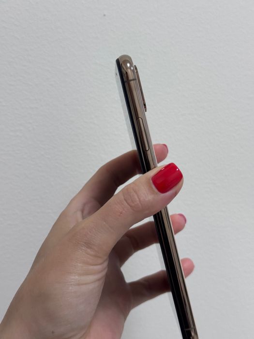 Б/у iPhone XS Max 64