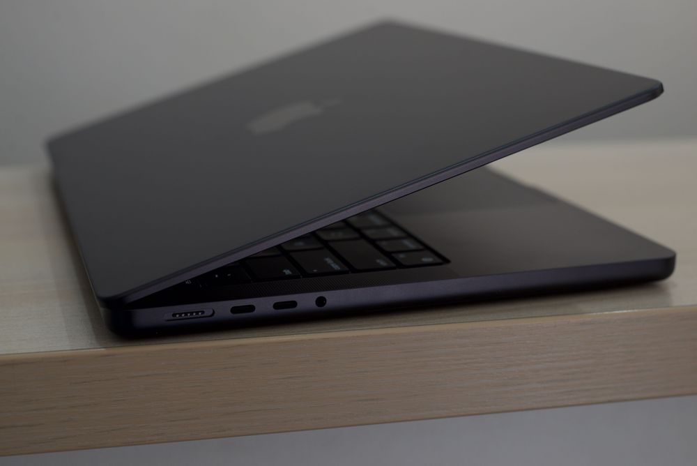 Open box/Used MacBook Pro 14 M4 Pro 24GB 512Gb Space Black (MX2H3)