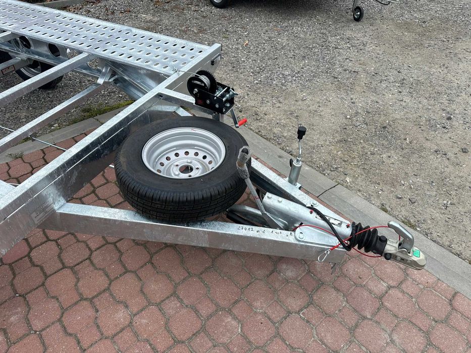 Nowa Laweta FARCHT 456x215 DMC 2700 przod prosty