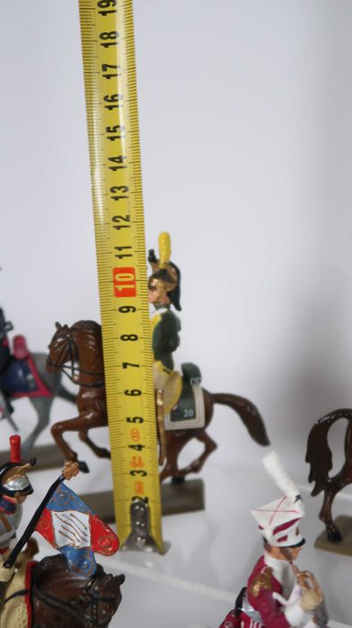 Grande coleção de soldadinhos de chumbo