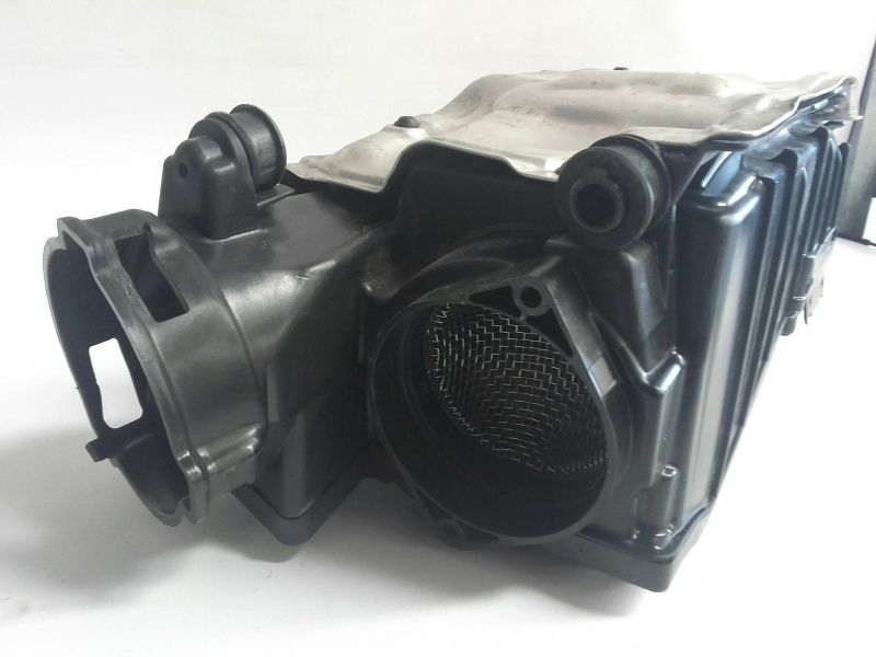 Caixa filtro ar MERCEDES-BENZ Classe C (W205)