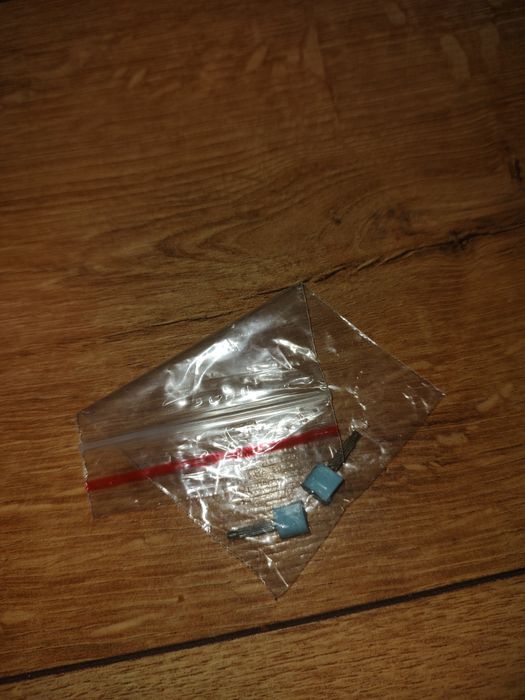 Nowe błękitne szpilki rozmiar 39 Seastar