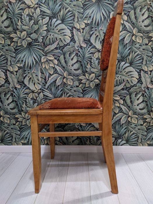 Стулья деревянные