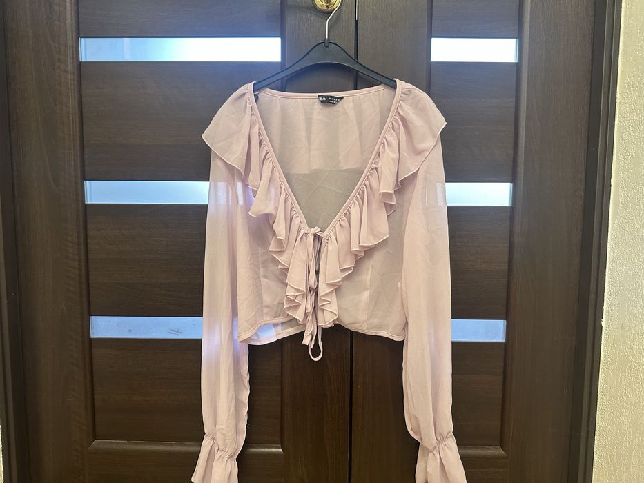 Рубашка сорочка блуза з рюшами р. С