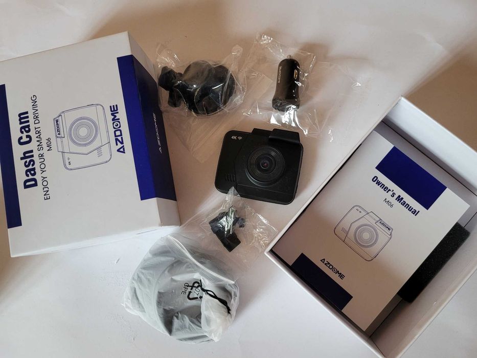 Відеореєстратор   Azdome   M06