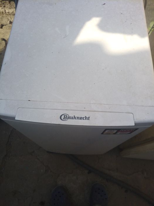 Продам стиральную машину