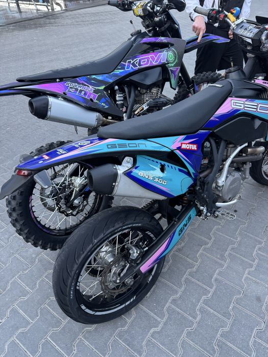 Geon gns 300R motard 24
