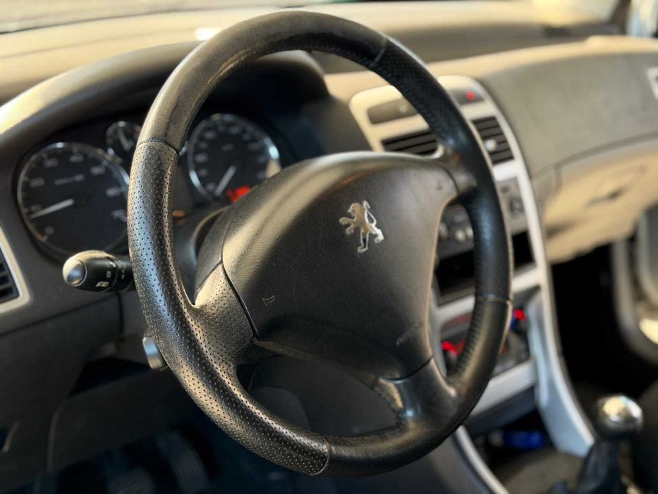 Carro Peugeot 307