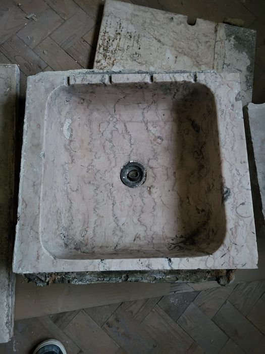 Conjunto de pedra em mármore