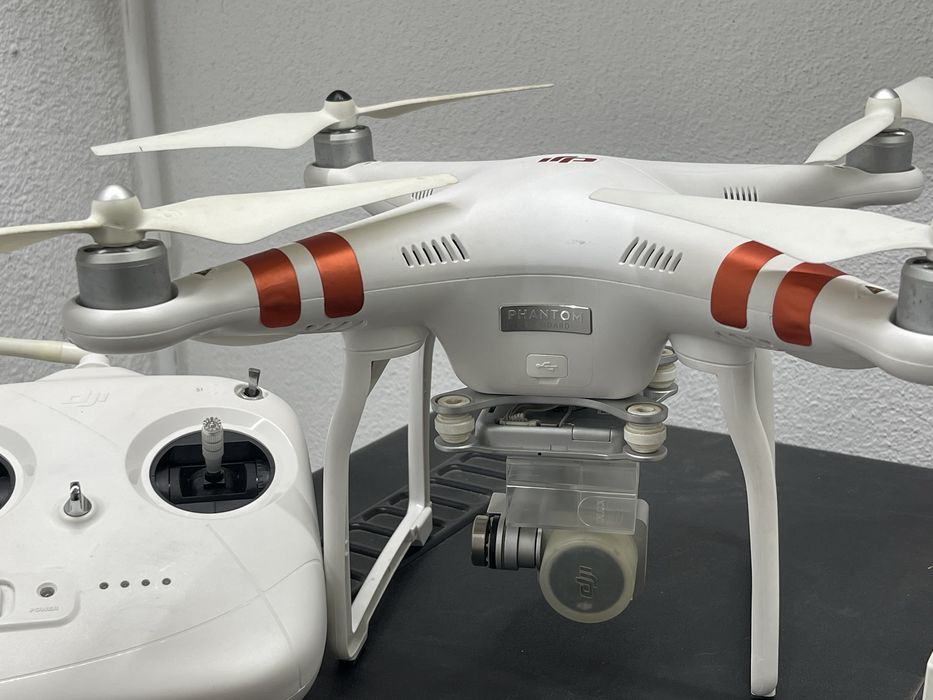 DJI Phantom 3 Standard STD Drone (4 available)64740298727938121