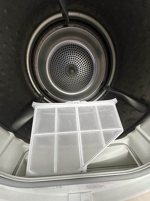 сушильна машина AEG  з тепловим насосом 8 кг А+++ великий вибір суш