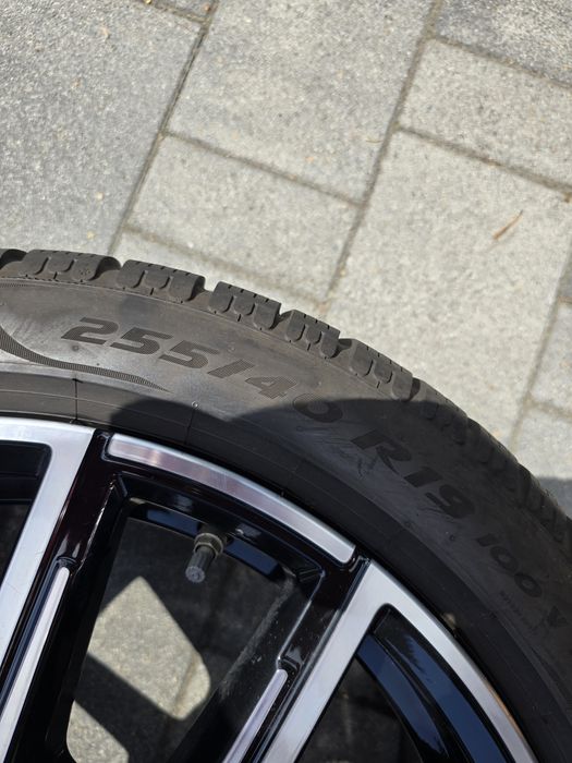 Oryginalne 19-calowe koła BMW 859M (M Y-Spoke)Jet Black glossy