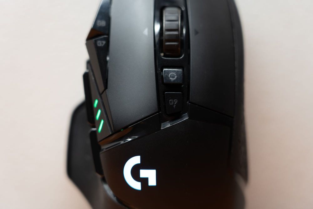 PC gaming i7 + Corsair teclado + Razer Kraken + 2 Ratos
