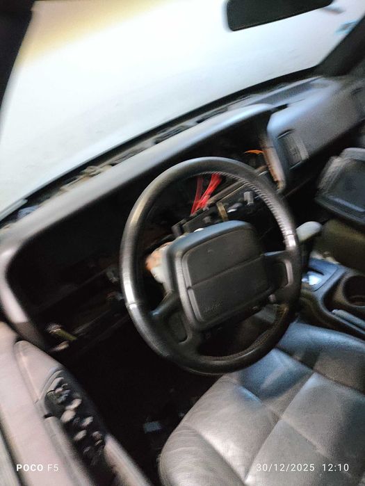 Jeep grand Cherokee 4.0 gasolina sen documentos