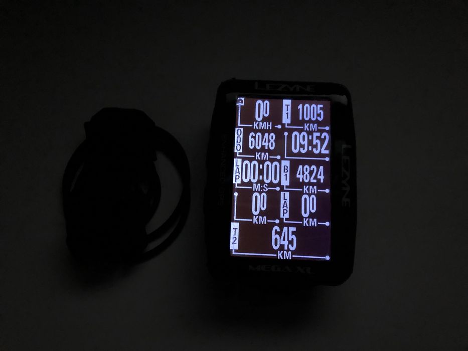Велокомпʼютер LEZYNE Mega XL GPS (велокомпьютер, велотрекер)