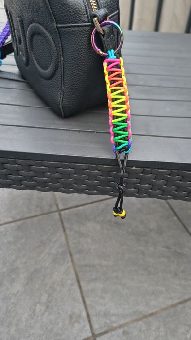 Brelok paracord handmade, zawieszka do torebki. Prezent