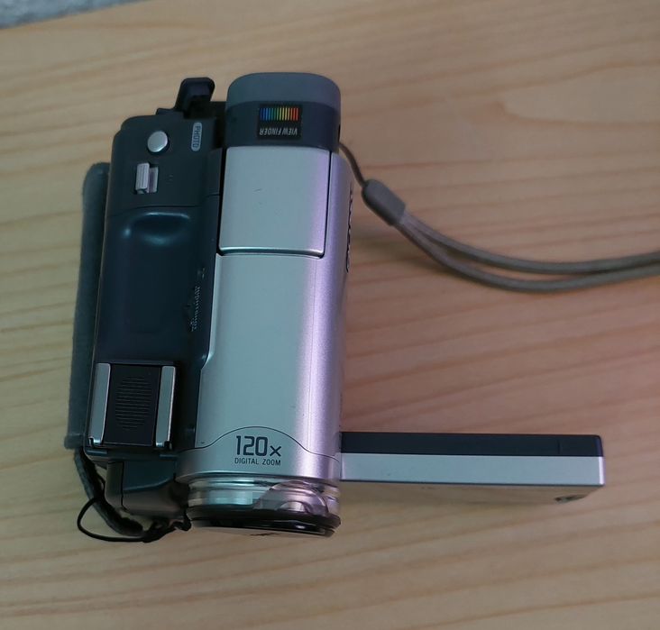 Handycam DCR-TRV33E