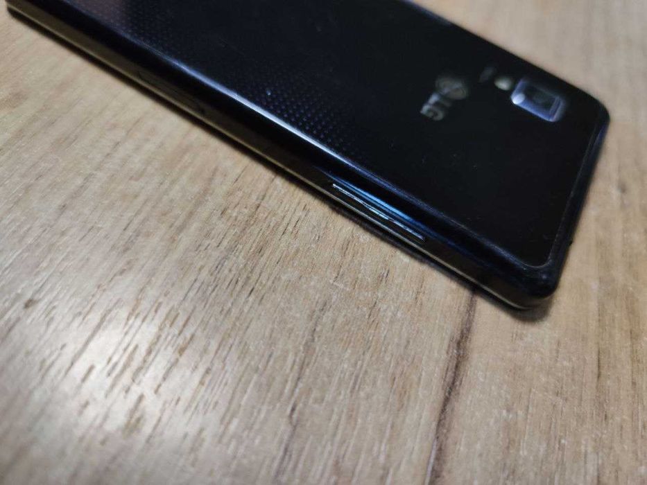 LG Optimus G E975 (4 ядра, память 2/32, Android 5.1)