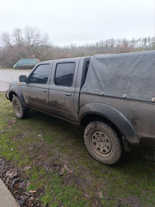Пикап nissan np 300 navara 2009