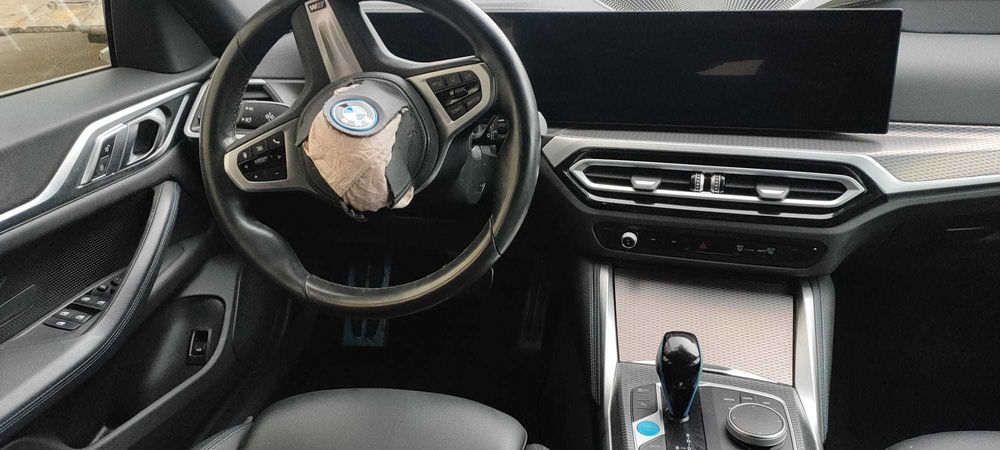 BMW i4 eDrive40 Pack M