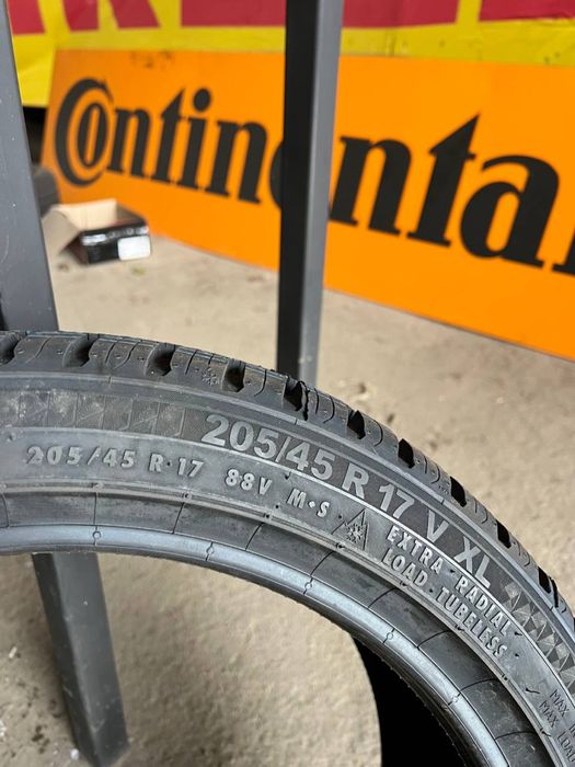 Шини  205/45 r17 88V Semperit All-Season Grip 2025рік (546)