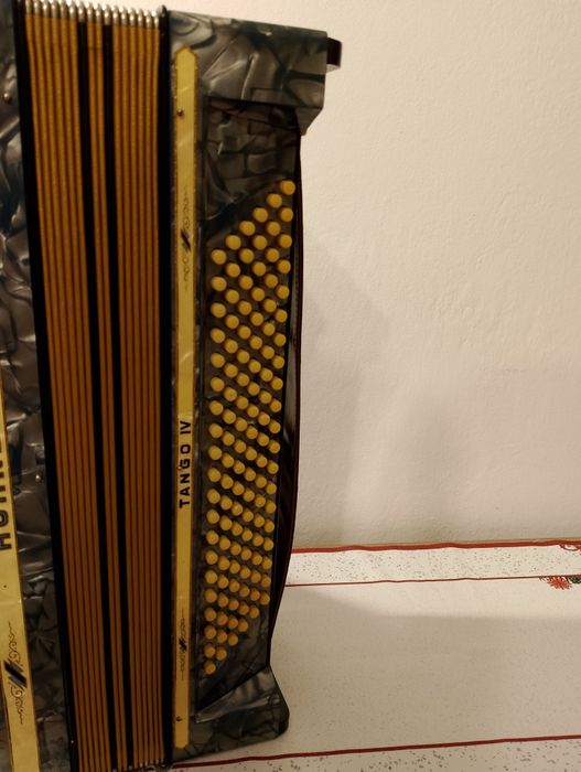 HOHNER Tango IV 120 bas