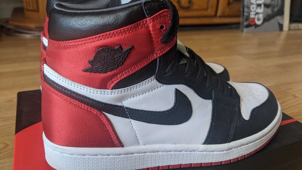 Nike Air Jordan 1 High OG Satin Black Toe US7/8,5 EU40 25cm