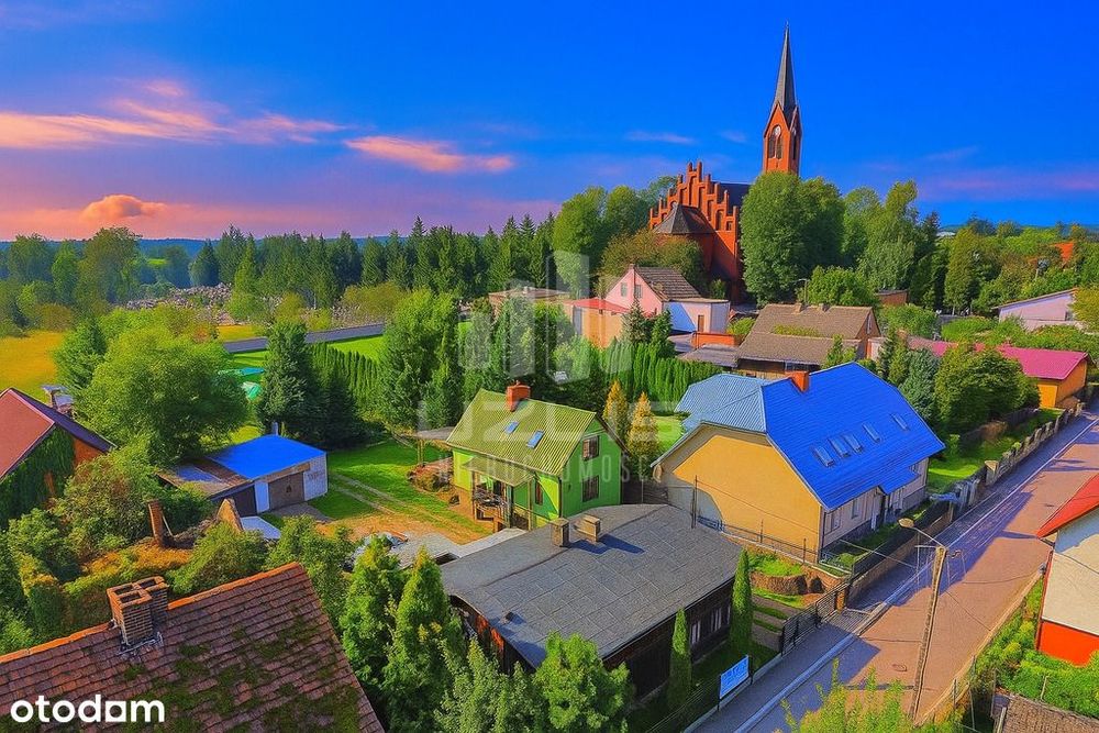 Dwa domy w centrum Zblewa na dużej działce