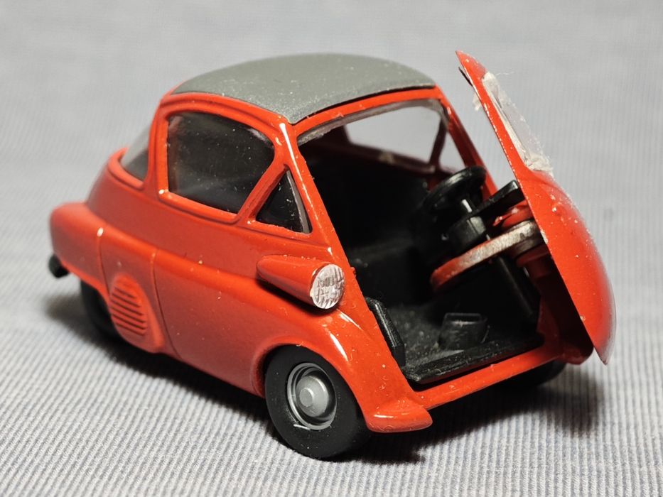Модели 1/43 BMW Isetta (Gama), BMW 600 (Schuco). Made in Germany
