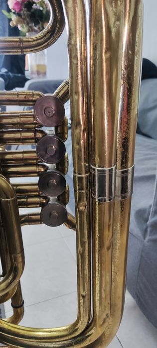 Tuba em Si bemol