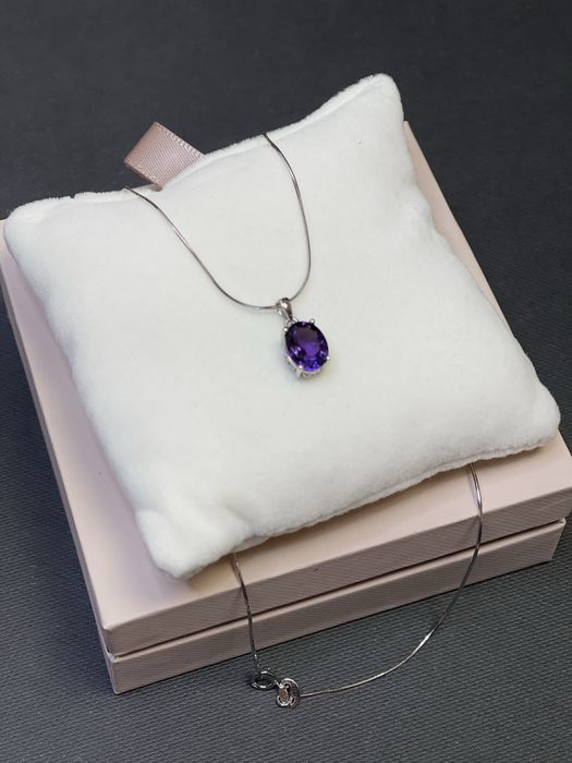 Zawieszka z tancuszkiem z kamieniem Naturalny