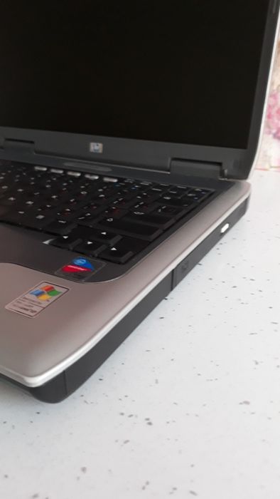 Продам Ноутбук HP+мышка,Рабочий!