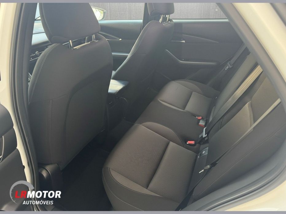 Mazda CX-30 1.8 Sky-D Evolve i-Active