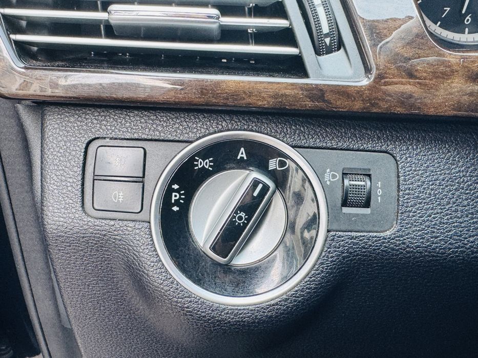 Продам Mercedes-benz E200 2011 рік 2.0 Дизель в хорошому стані! ОБМІН