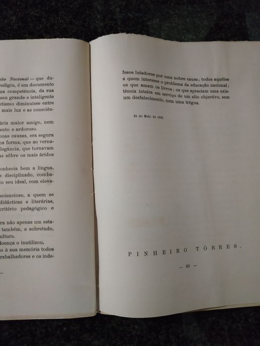 Livro António Figueirinhas Preito de homenagem dum grupo de amigos