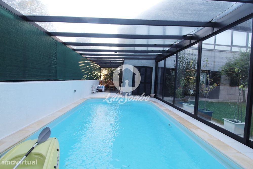 Moradia com 4 quartos e piscina a 7min. do metro em Aveleda - Vila ...