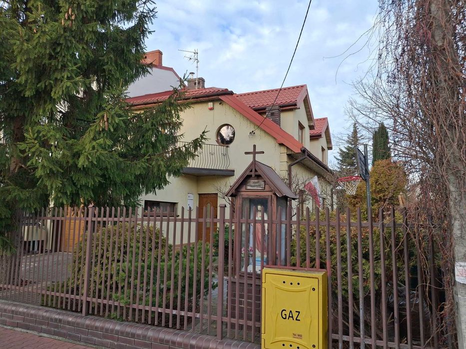 Dom Jednorodzinny z garażem pow. całkowita 191m2 działka 709m2 Ząbki