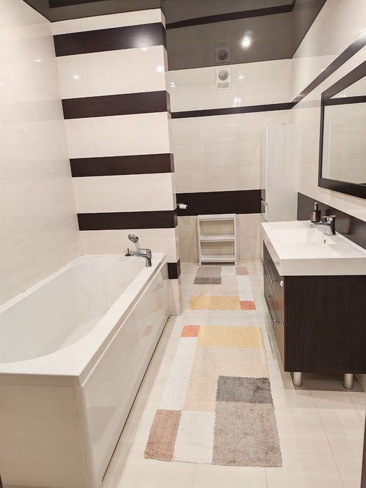 Продам таунхаус з ремонтом, меблями і побутовою технікою