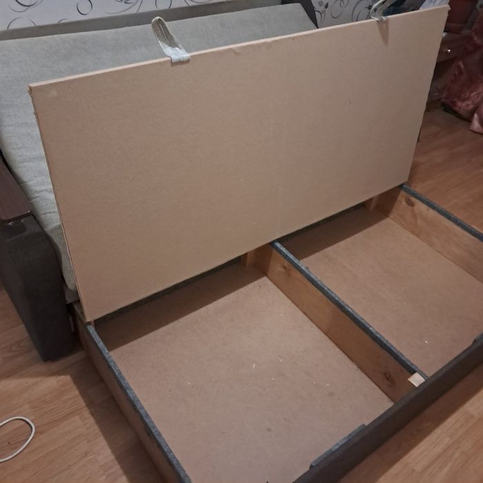Продам диван книжка 160×200 бу
