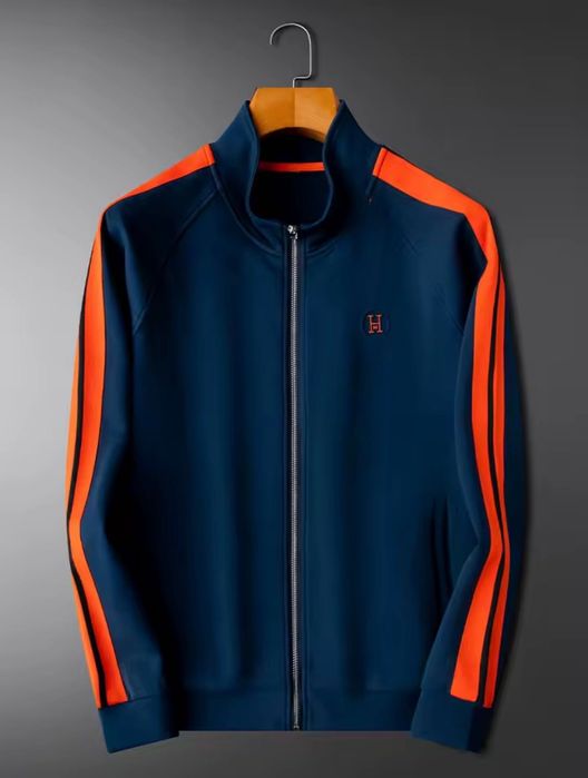 Стильний чоловічий костюм в стилі Гермес