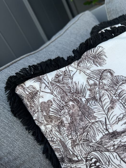 Dwie poszewki na poduszki z motywem Safari Sinsay