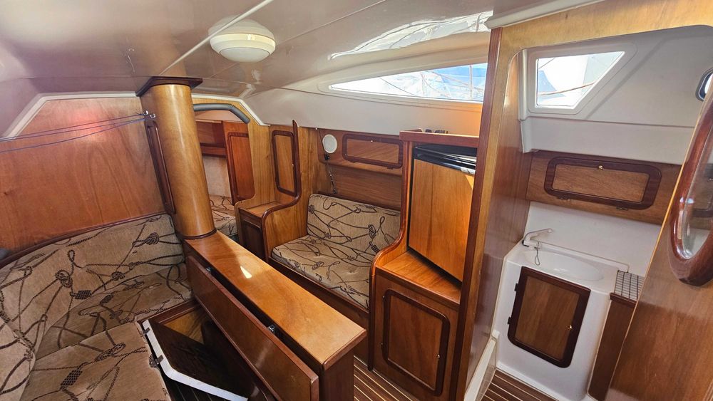 jacht  Antila 26 używany prywatnie w Chorwacji