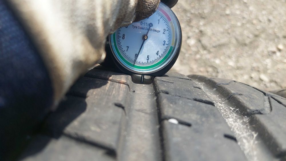 Opony letnie 2x 245/40r18 97Y Pirelli P Zero MO MONTAZ