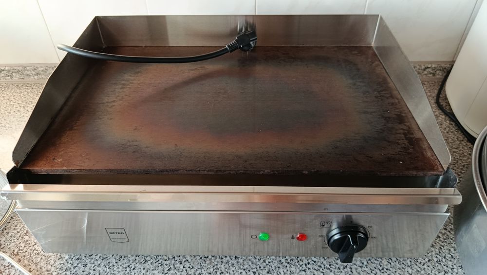 Chapa cozinha poucos meses de uso