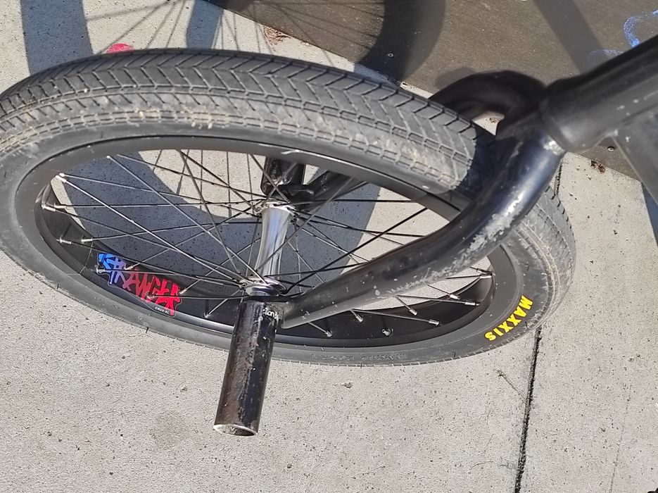 Bmx[shadow,subrosa,stranger]