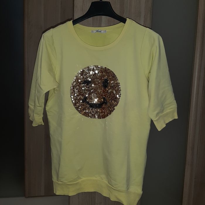 Bluza żółta z cekinami