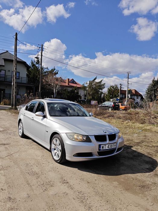 BMW E90 320i sprzedam