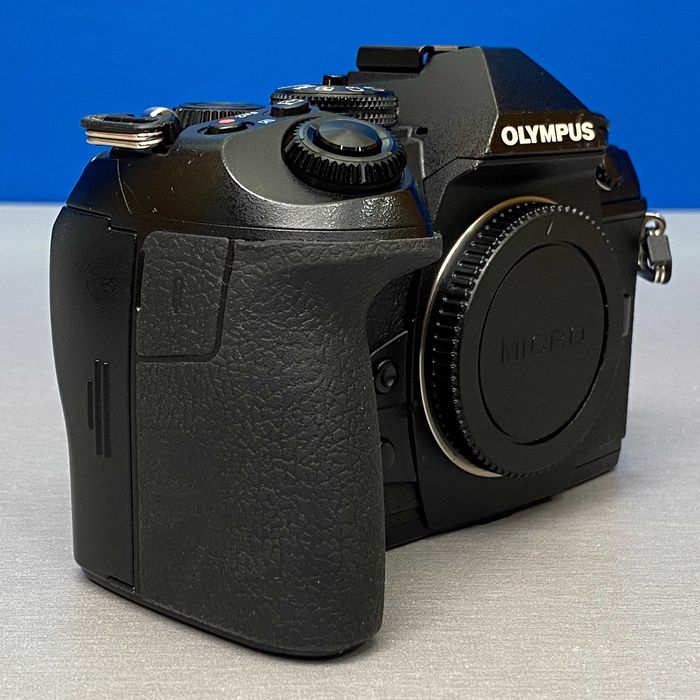 Olympus OM-D E-M1 Mark II (Corpo) - 20.4MP