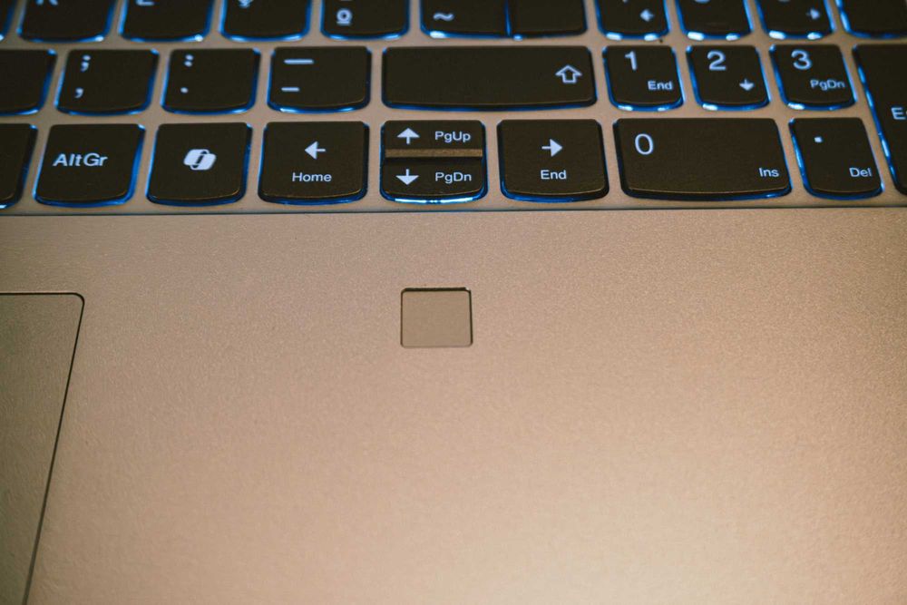 Portátil IdeaPad Slim 5 Gen 9 16" - Com garantia e negociável