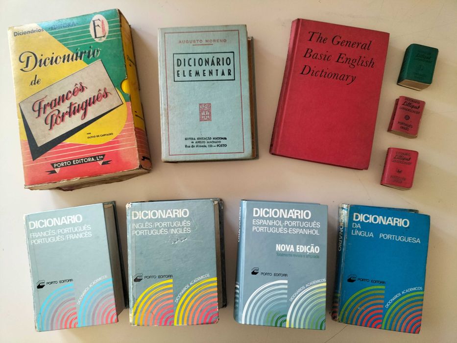 Dicionários (Português-Inglês-Francês-Espanhol)